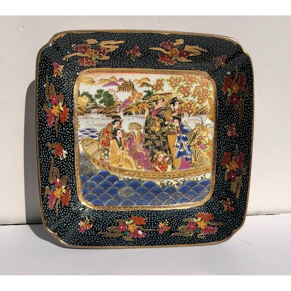 Royal Satsuma Art Plate 6 Geishas in the River Porcelain Square 9.3" x 9.3" x 2" - Picture 1 of 15
